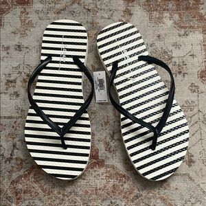 Old Navy Black and White Striped Sandals